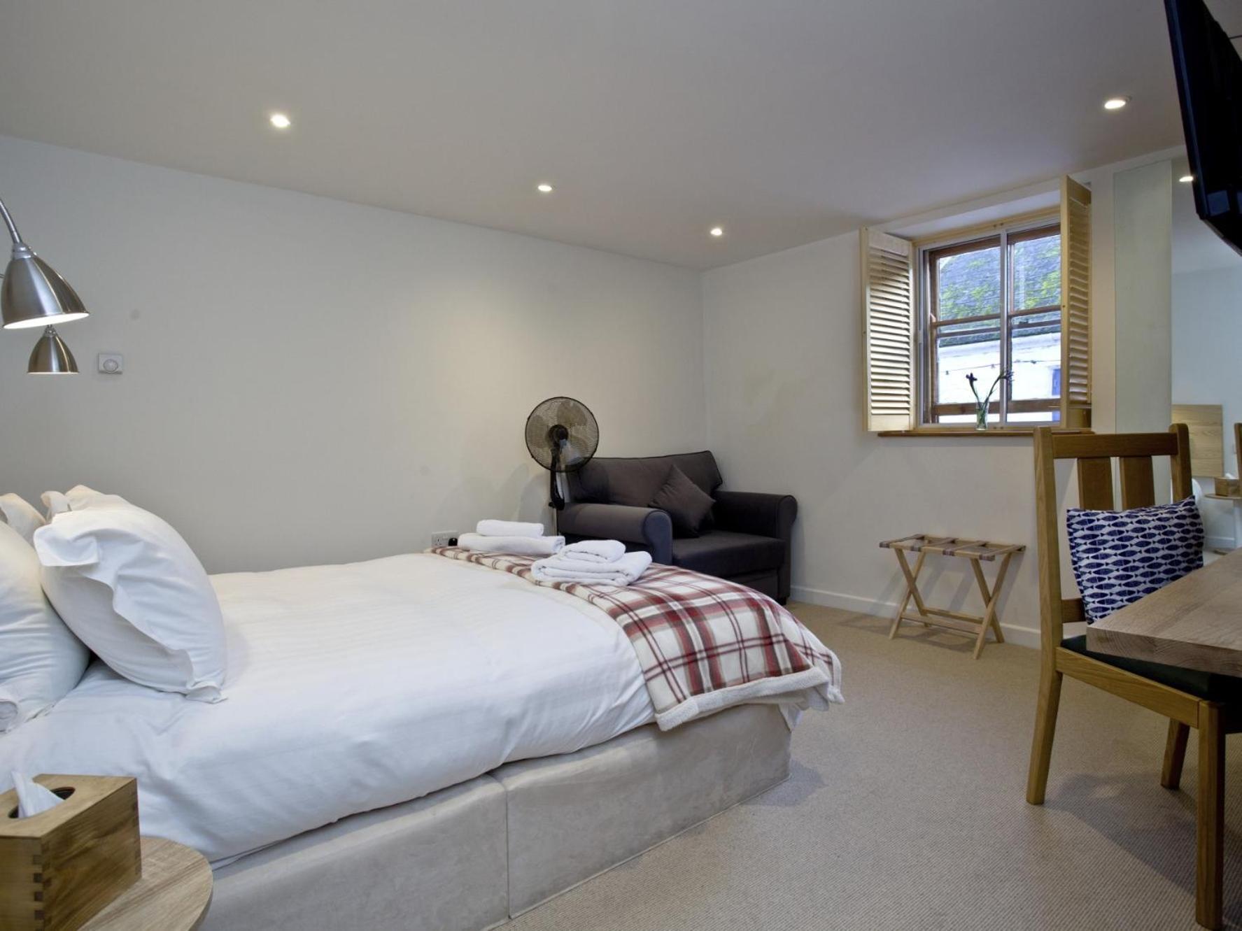 The Fortescue Inn Salcombe Room photo